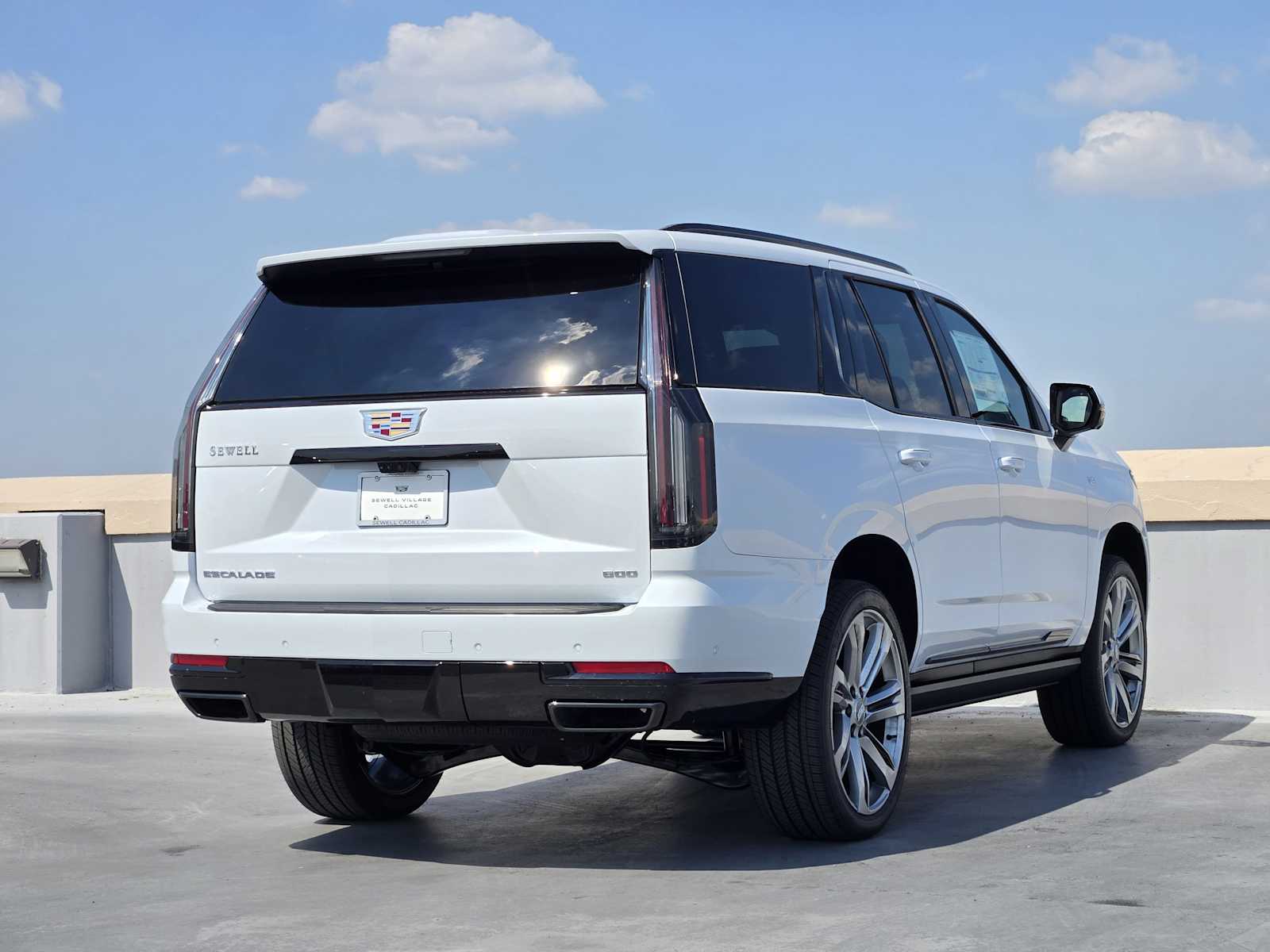2026 Cadillac Escalade Sport photo 4