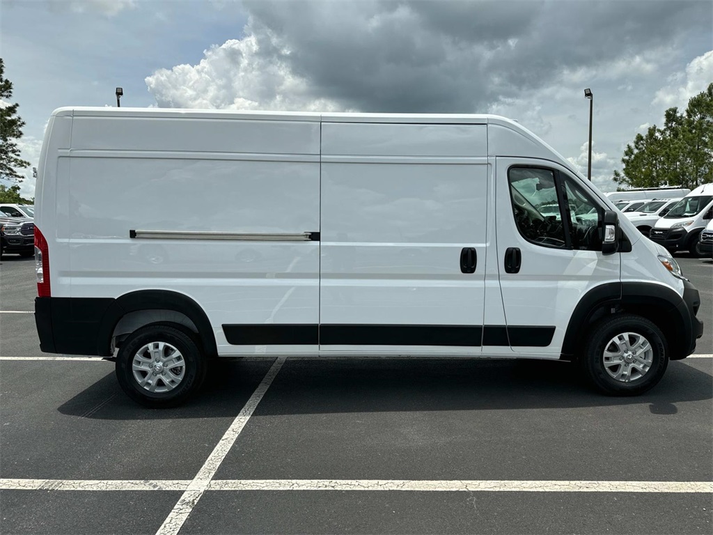 2024 Ram ProMaster 2500 Cargo Van photo 2