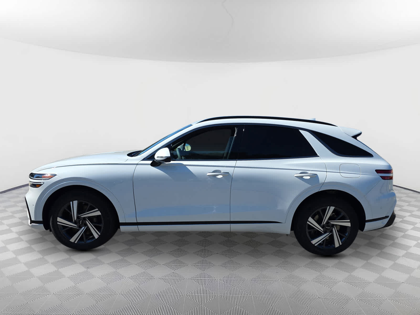 2026 Genesis GV70 3.5T Sport Advanced photo 3