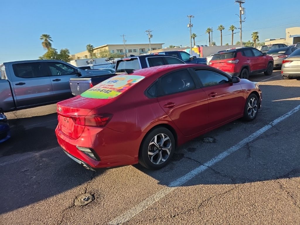 2019 Kia Forte LXS photo 4