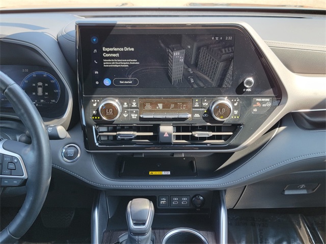 2023 Toyota Highlander Limited photo 17