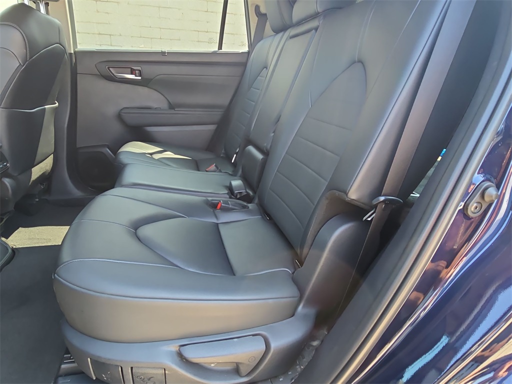 2024 Toyota Highlander Hybrid XLE photo 23