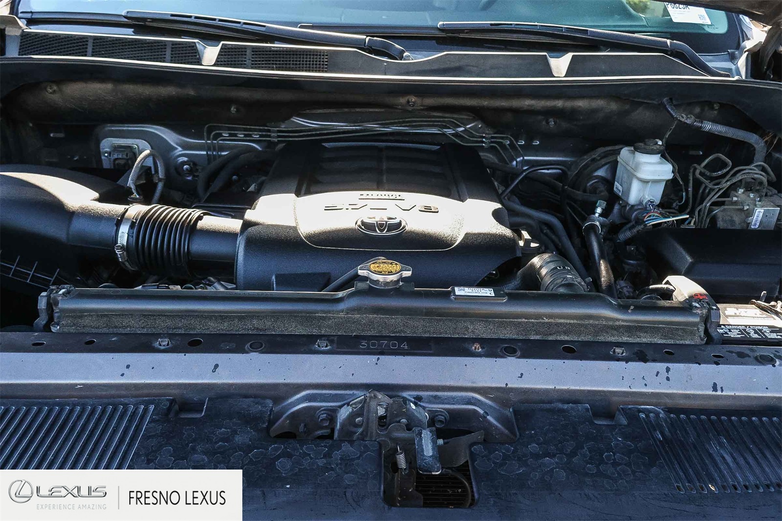 2016 Toyota Tundra Limited CrewMax photo 24