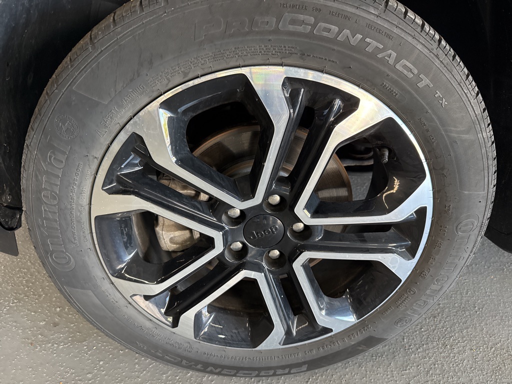 2022 Jeep Compass Limited photo 4