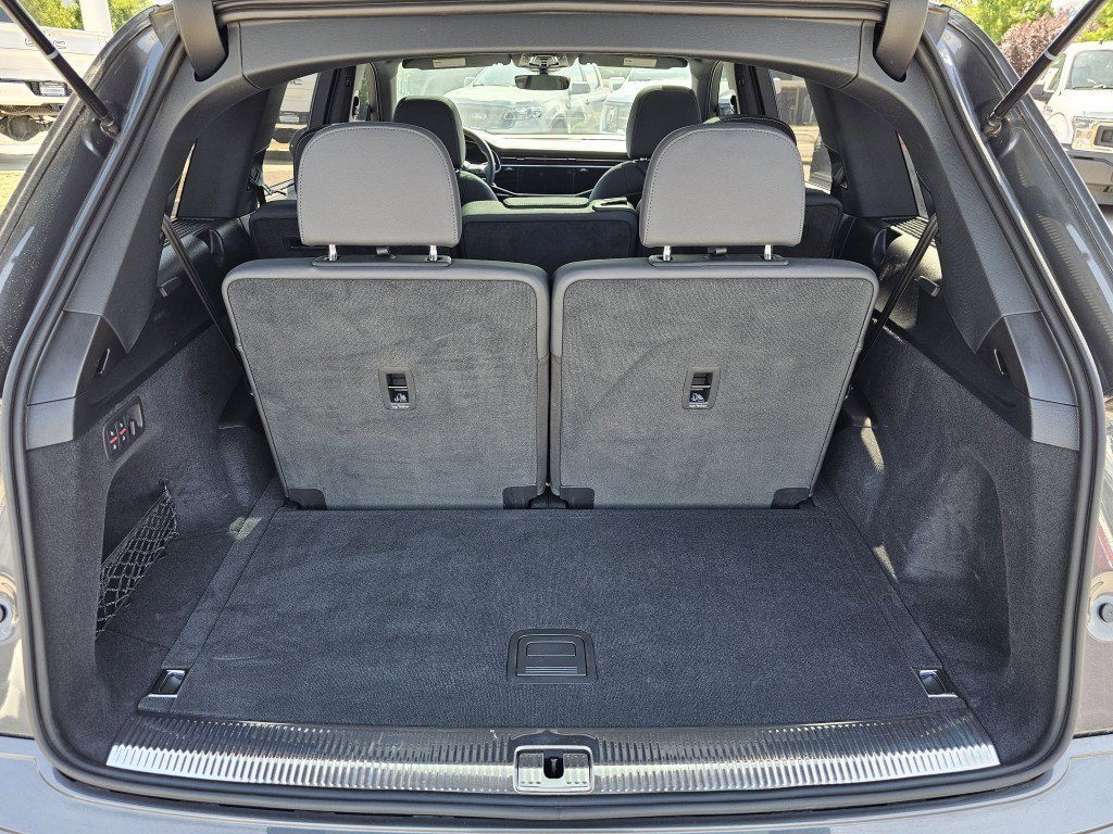 2025 Audi Q7 45 Premium Plus photo 16