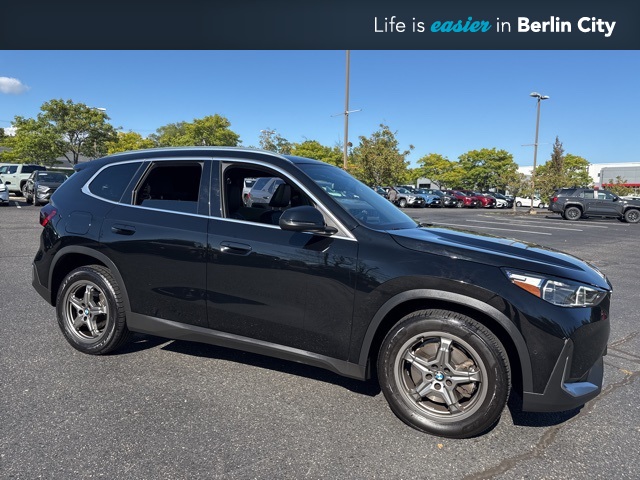 2023 BMW X1 28i's photo