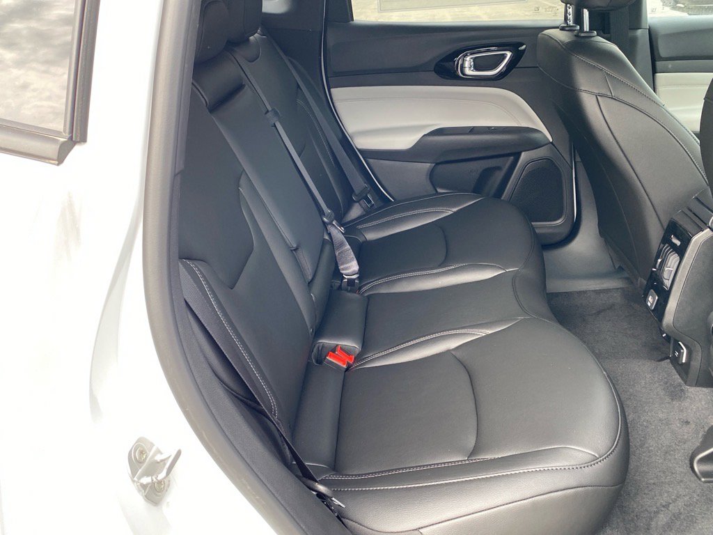 2025 Jeep Compass Limited photo 13