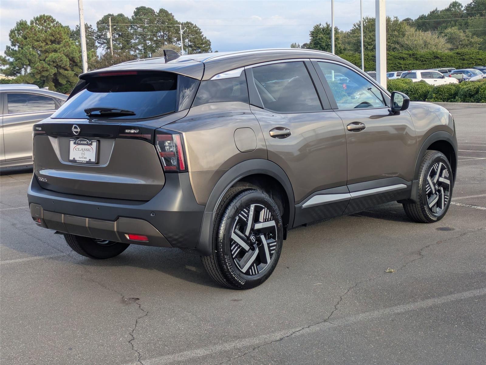 2026 Nissan Kicks SV photo 4
