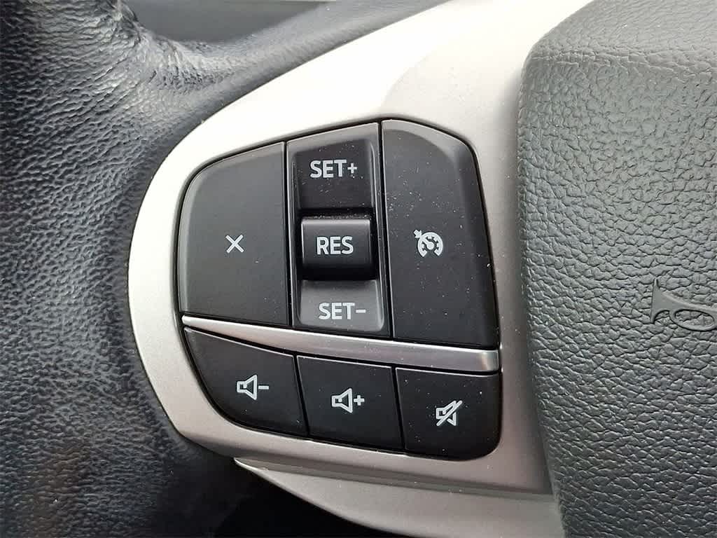 2022 Ford Explorer XLT photo 18
