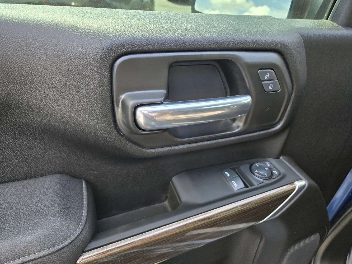 2025 Chevrolet Silverado 2500HD LT photo 26