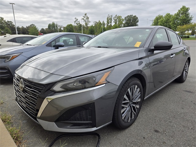 2024 Nissan Altima 2.5 SV photo 3