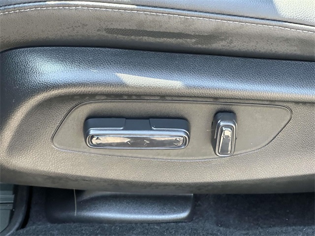 2023 Honda HR-V EX-L photo 14