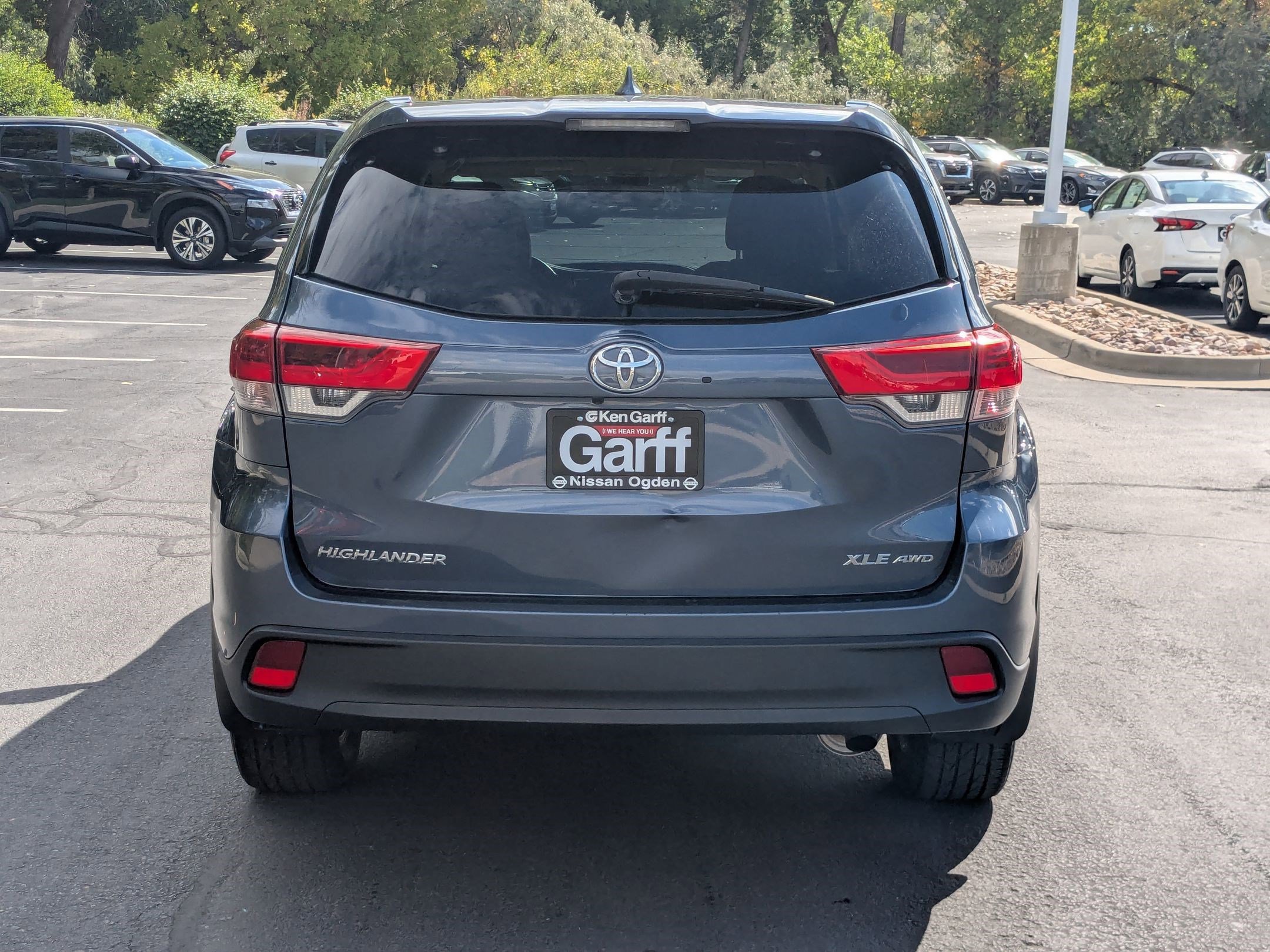 2019 Toyota Highlander XLE photo 4