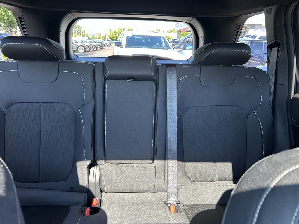 2025 Jeep Grand Cherokee Laredo X photo 20
