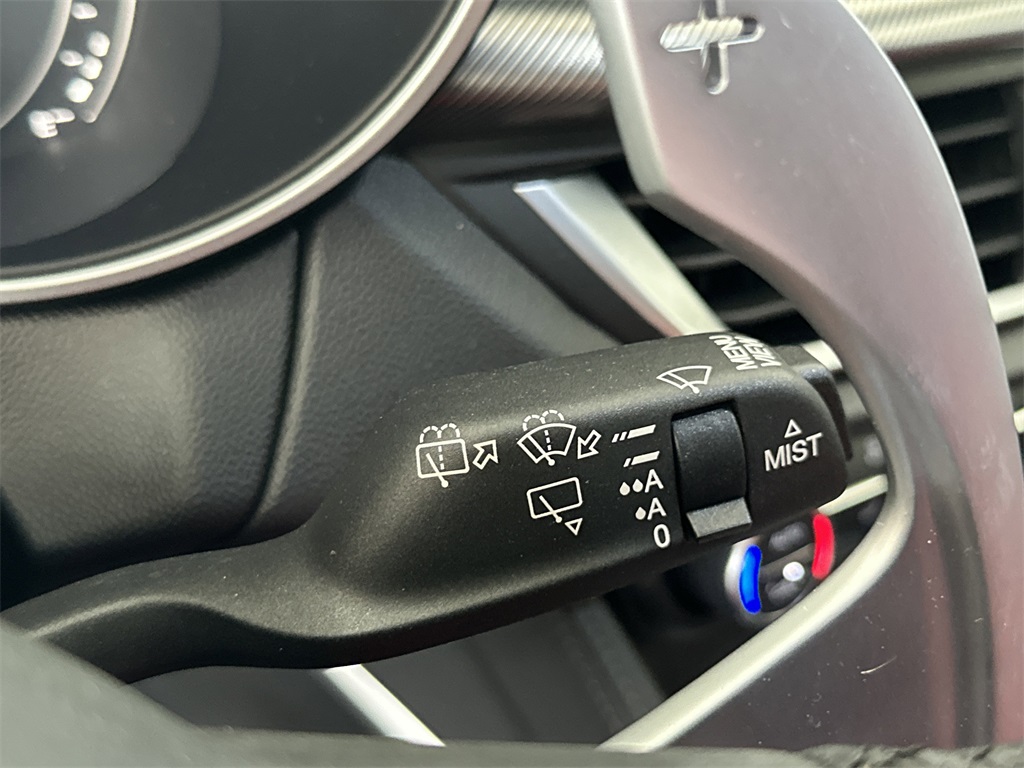 2023 Alfa Romeo Stelvio Ti photo 21