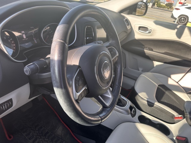2019 Jeep Compass Latitude photo 18