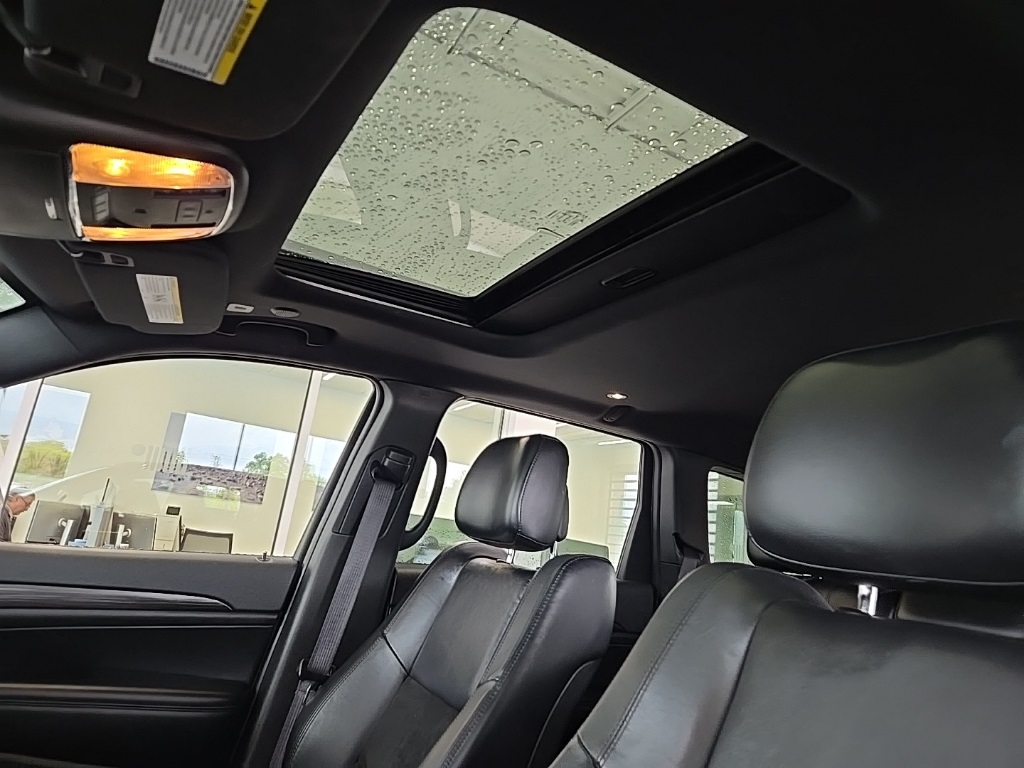 2022 Jeep Cherokee Laredo X photo 19