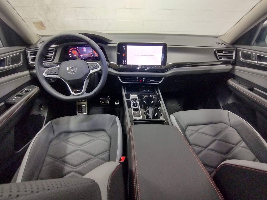 2025 Volkswagen Atlas Peak Edition SE photo 39