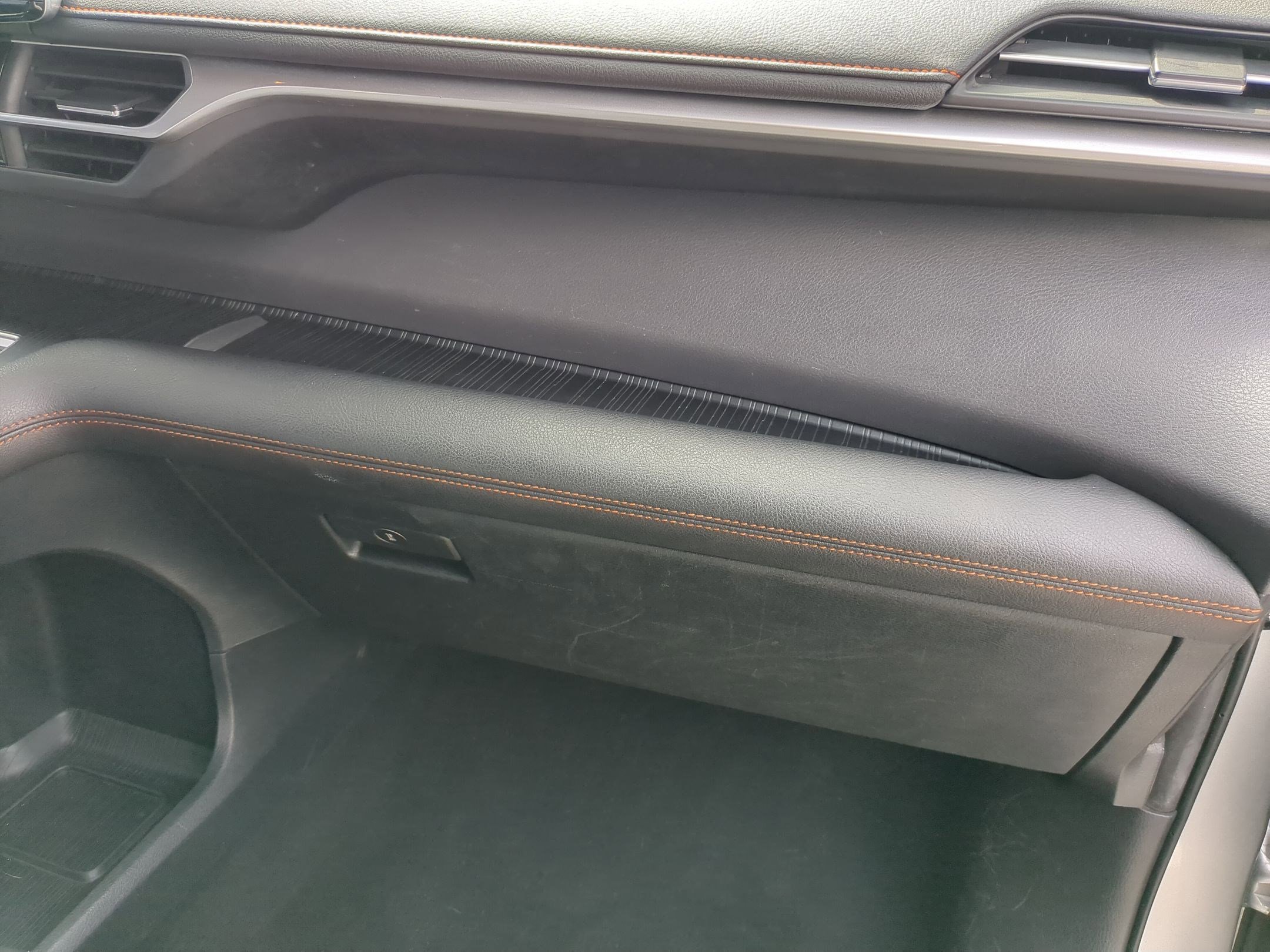 2021 Toyota Sienna XSE photo 19
