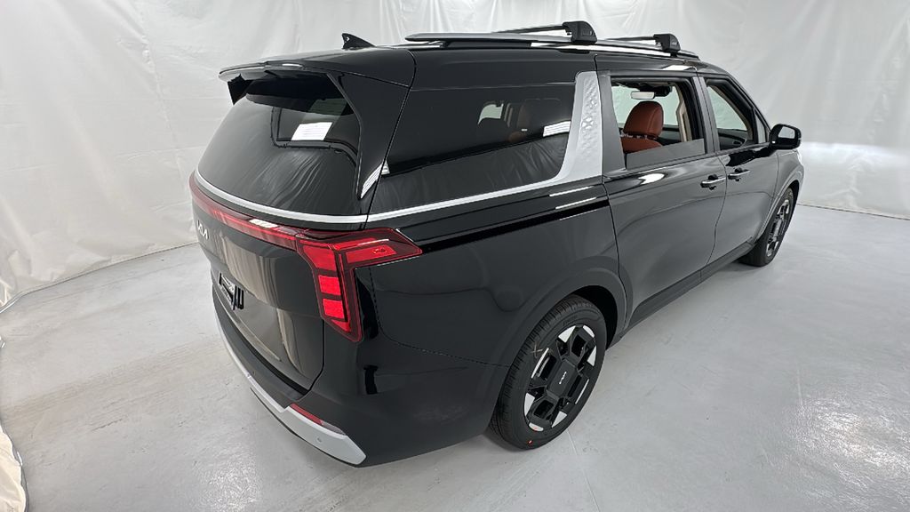 2026 Kia Carnival EX photo 2