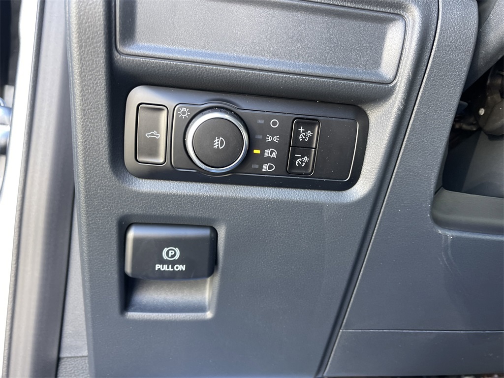 2024 Ford F-150 STX photo 18