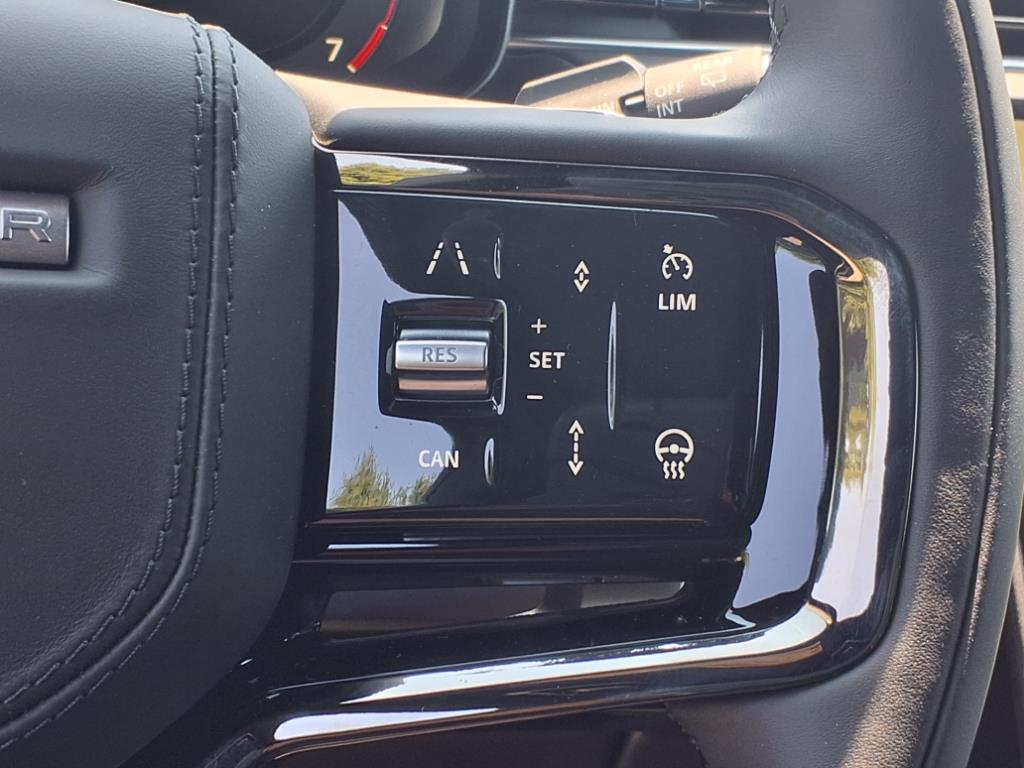 2025 Land Rover Range Rover Sport SE photo 15