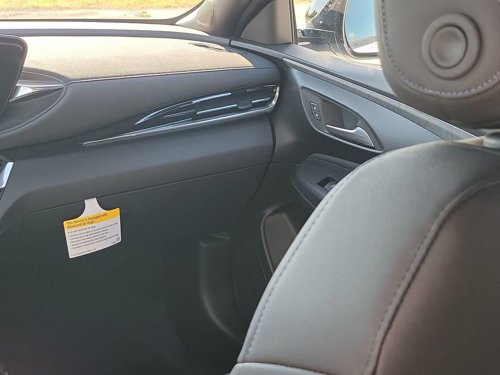 2025 Buick Envista ST photo 24