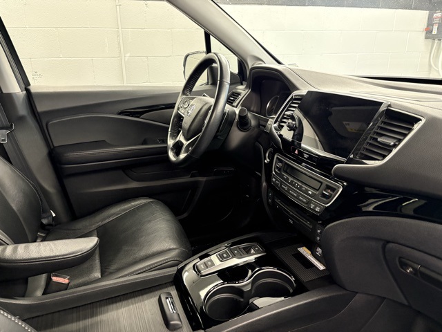 2020 Honda Pilot Elite photo 27