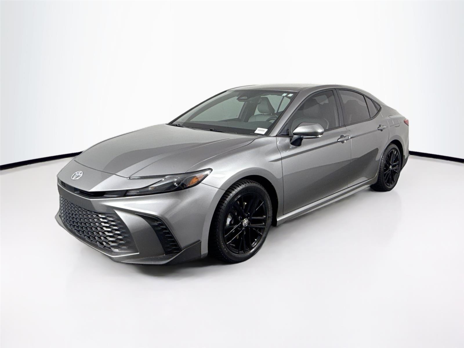 2025 Toyota Camry SE photo 2