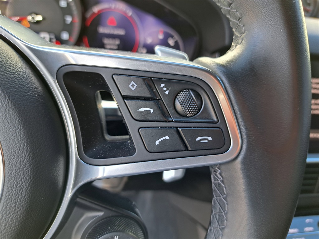 2023 Porsche Cayenne Coupe Base photo 20