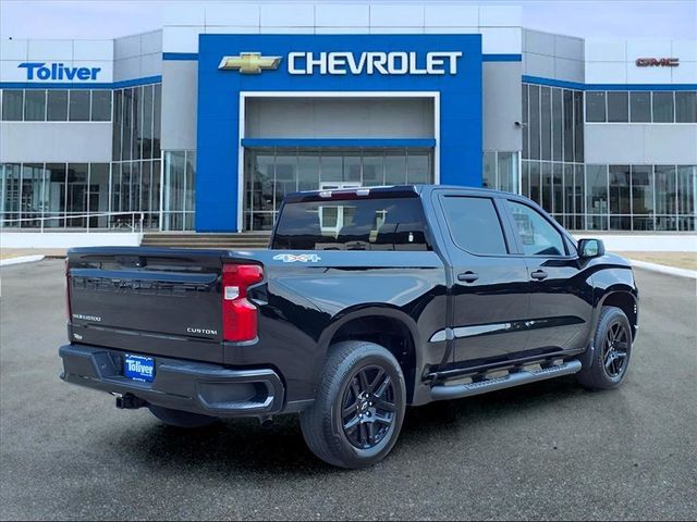 2024 Chevrolet Silverado 1500 Custom photo 5