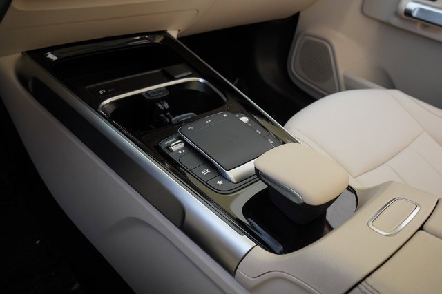 2022 Mercedes Benz GLB 250 photo 20