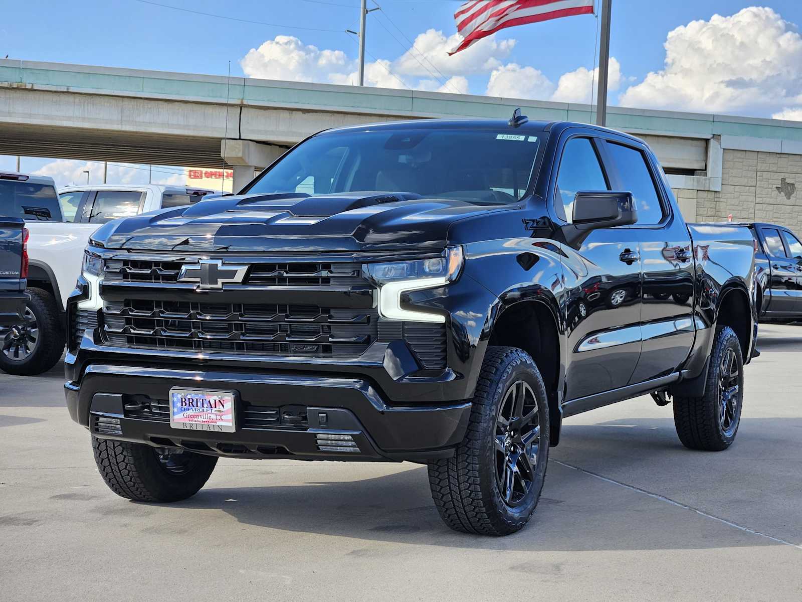2026 Chevrolet Silverado 1500 LT Trail Boss photo 2