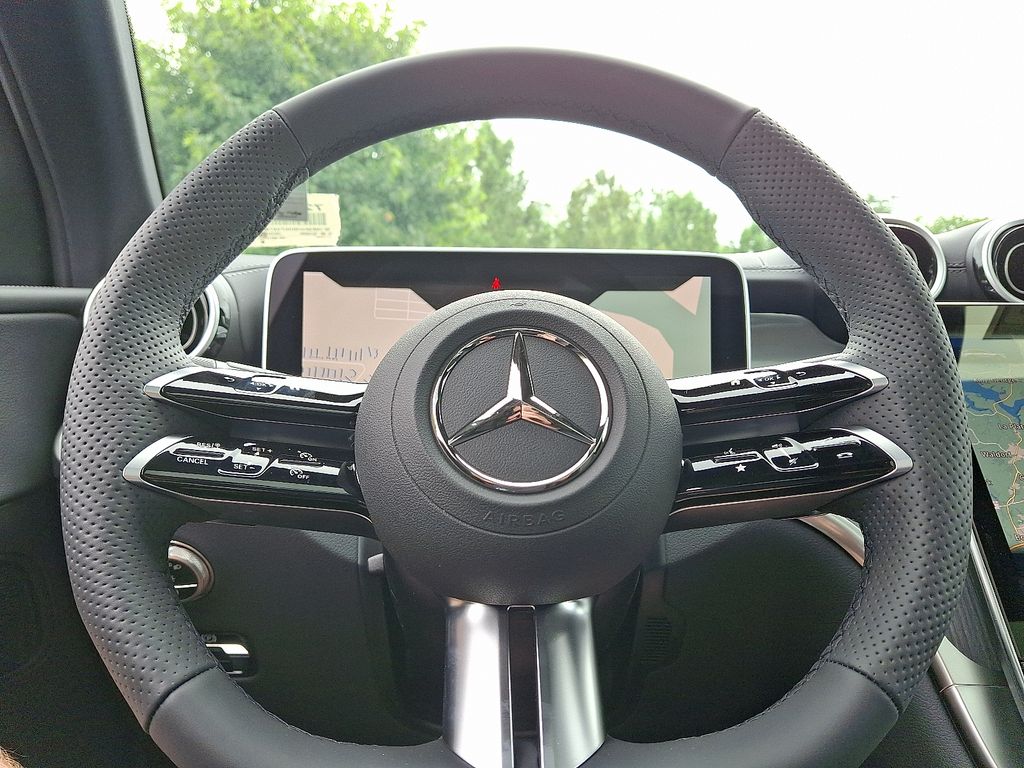 2025 Mercedes Benz GLC 300 4MATIC photo 10