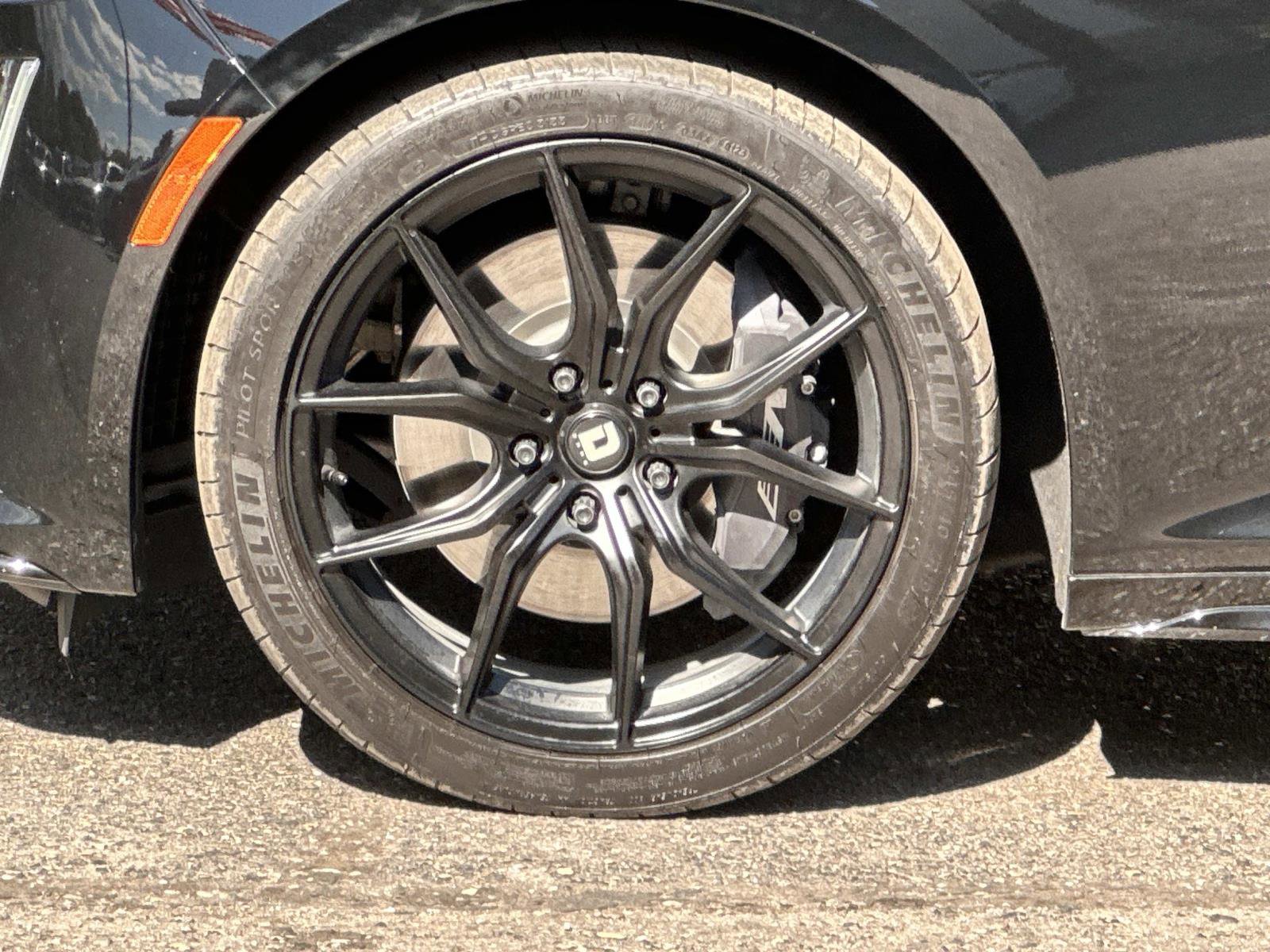 2023 Cadillac CT5 V photo 8