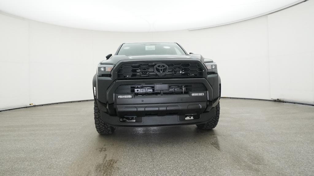 2025 Toyota 4Runner TRD Off-Road photo 3