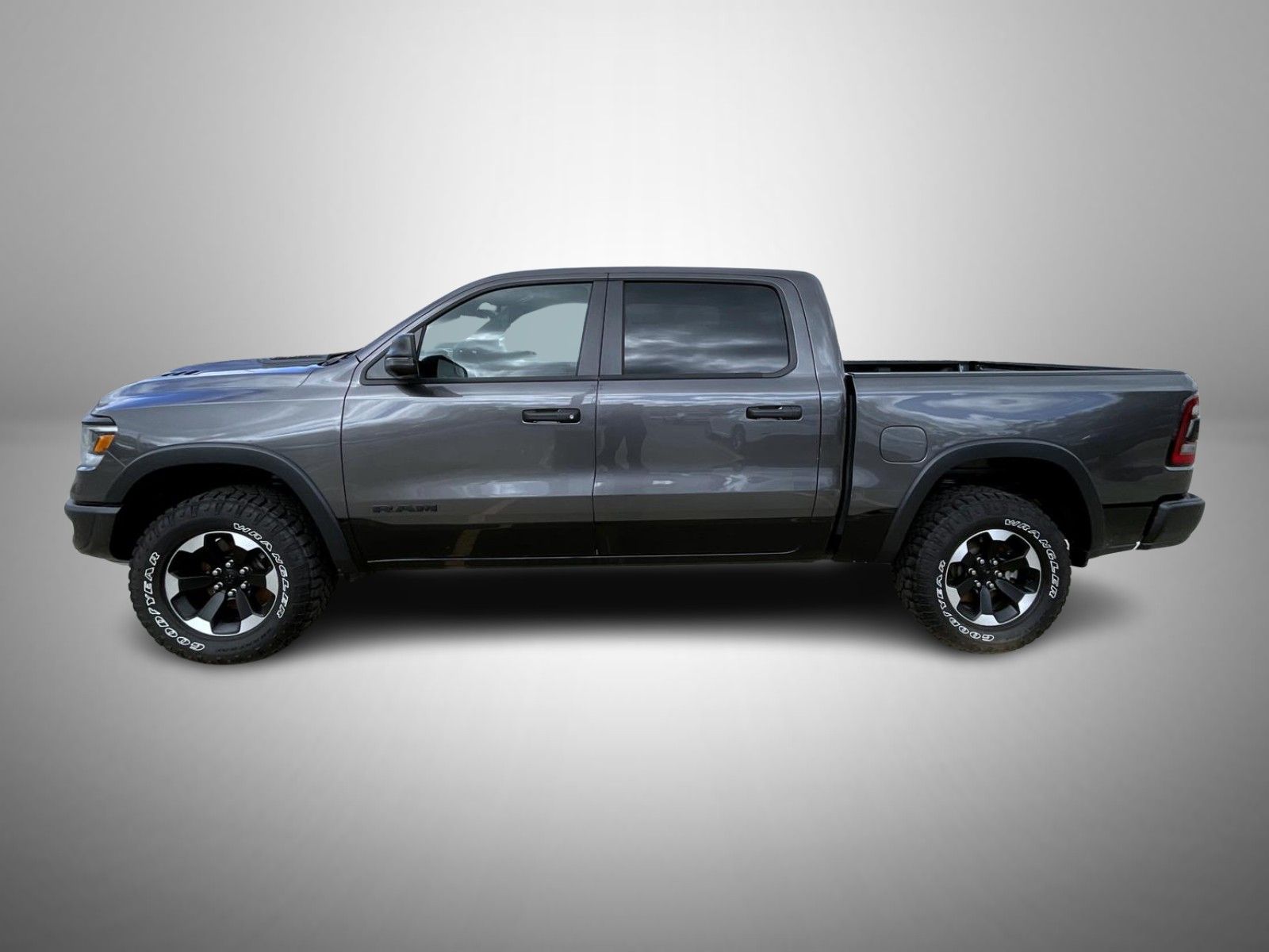 2024 Ram 1500 Rebel photo 8