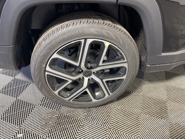 2025 Jeep Compass Limited photo 5