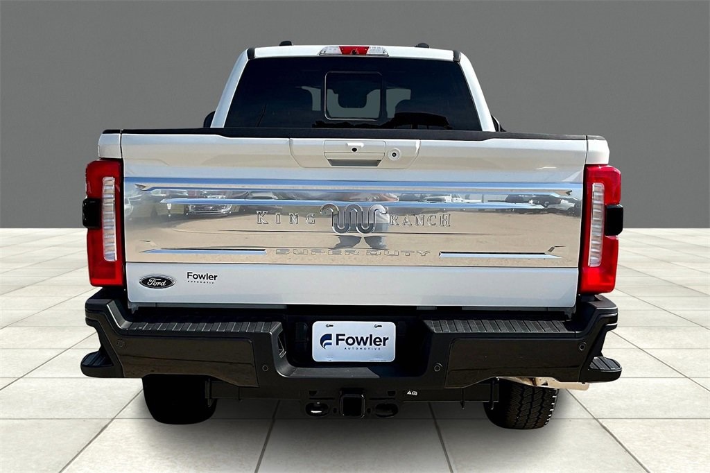 2025 Ford F-250 photo 4