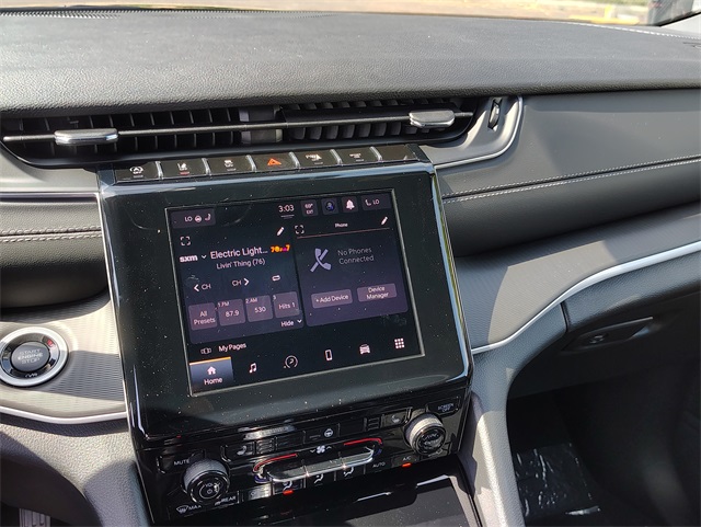 2025 Jeep Grand Cherokee Laredo Altitude photo 20