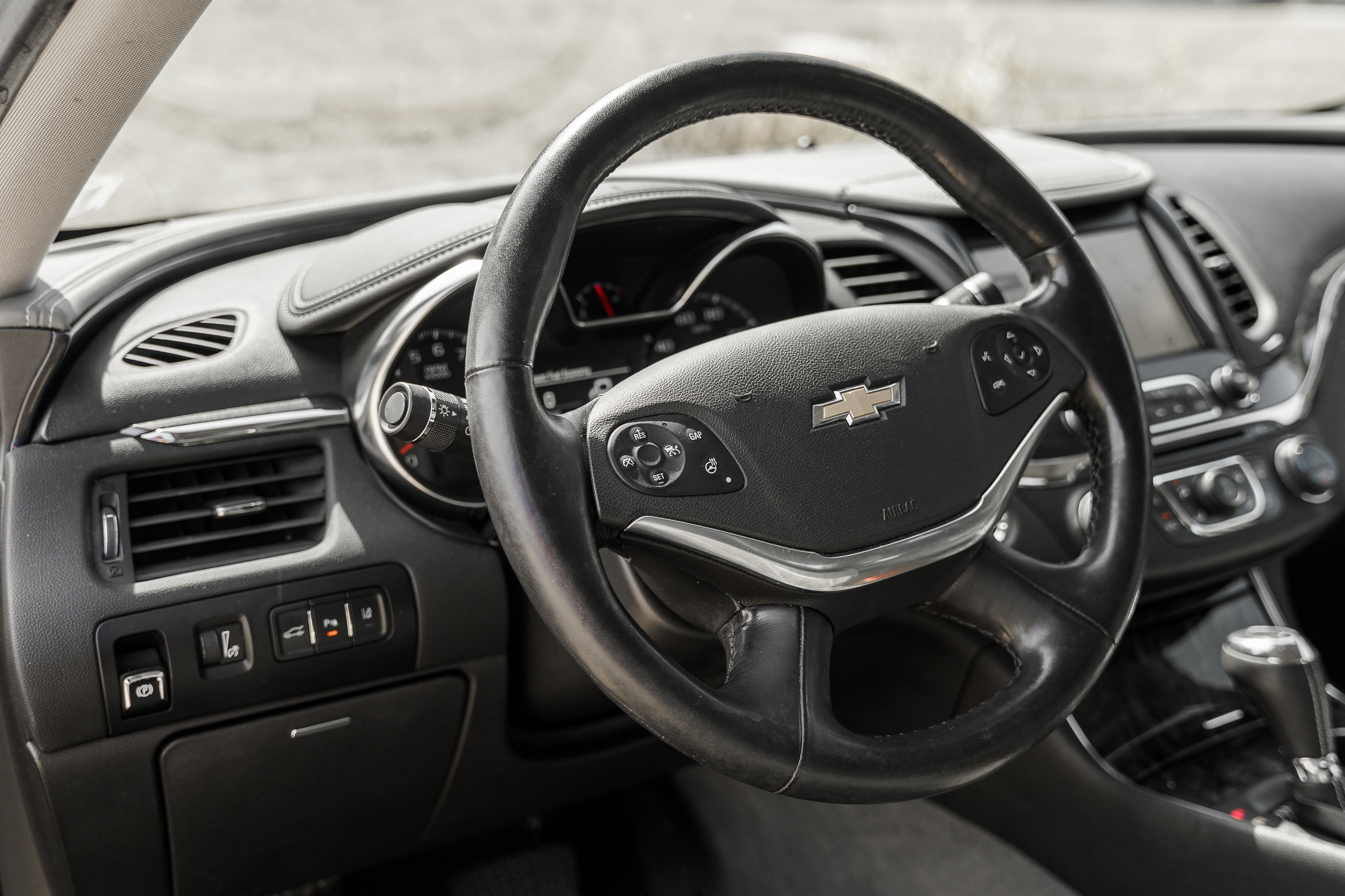 2015 Chevrolet Impala LTZ photo 9
