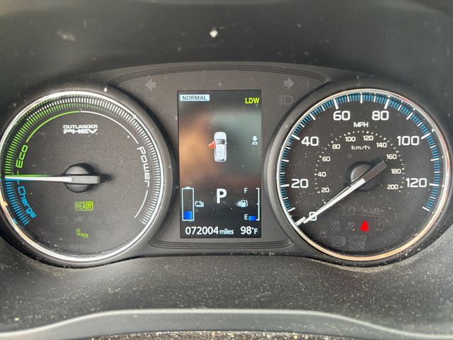 2018 Mitsubishi Outlander PHEV GT photo 10