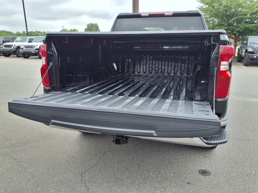 2022 Chevrolet Silverado 1500 LT photo 19