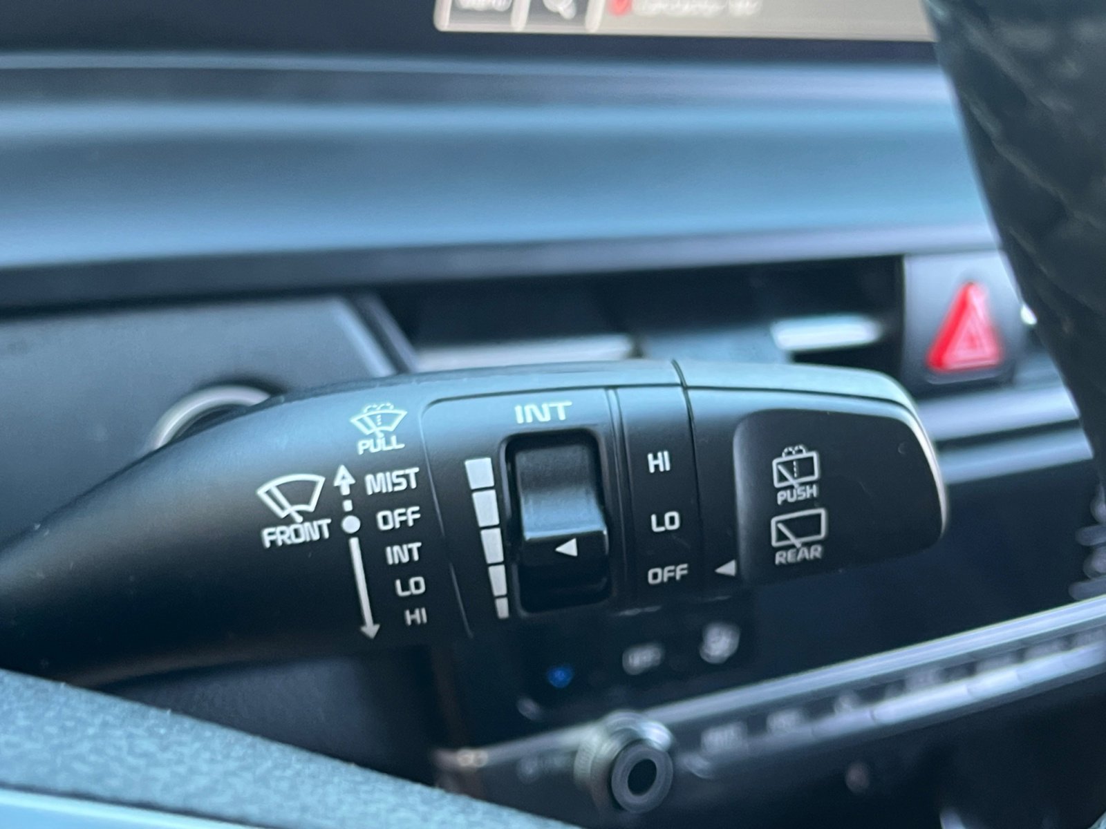 2024 Kia Seltos EX photo 18