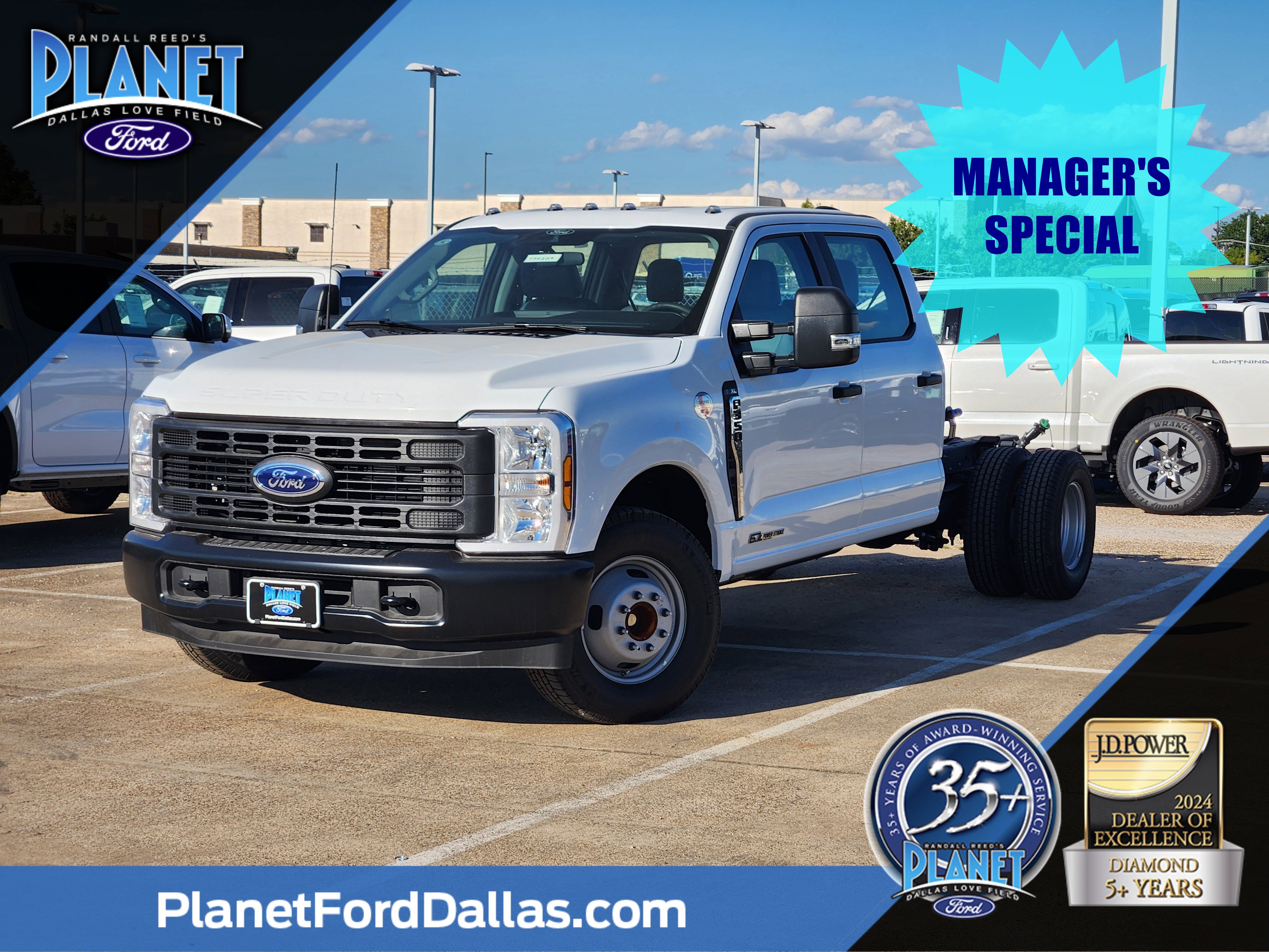 2025 Ford F-350 Super Duty Chassis Cab XL's photo