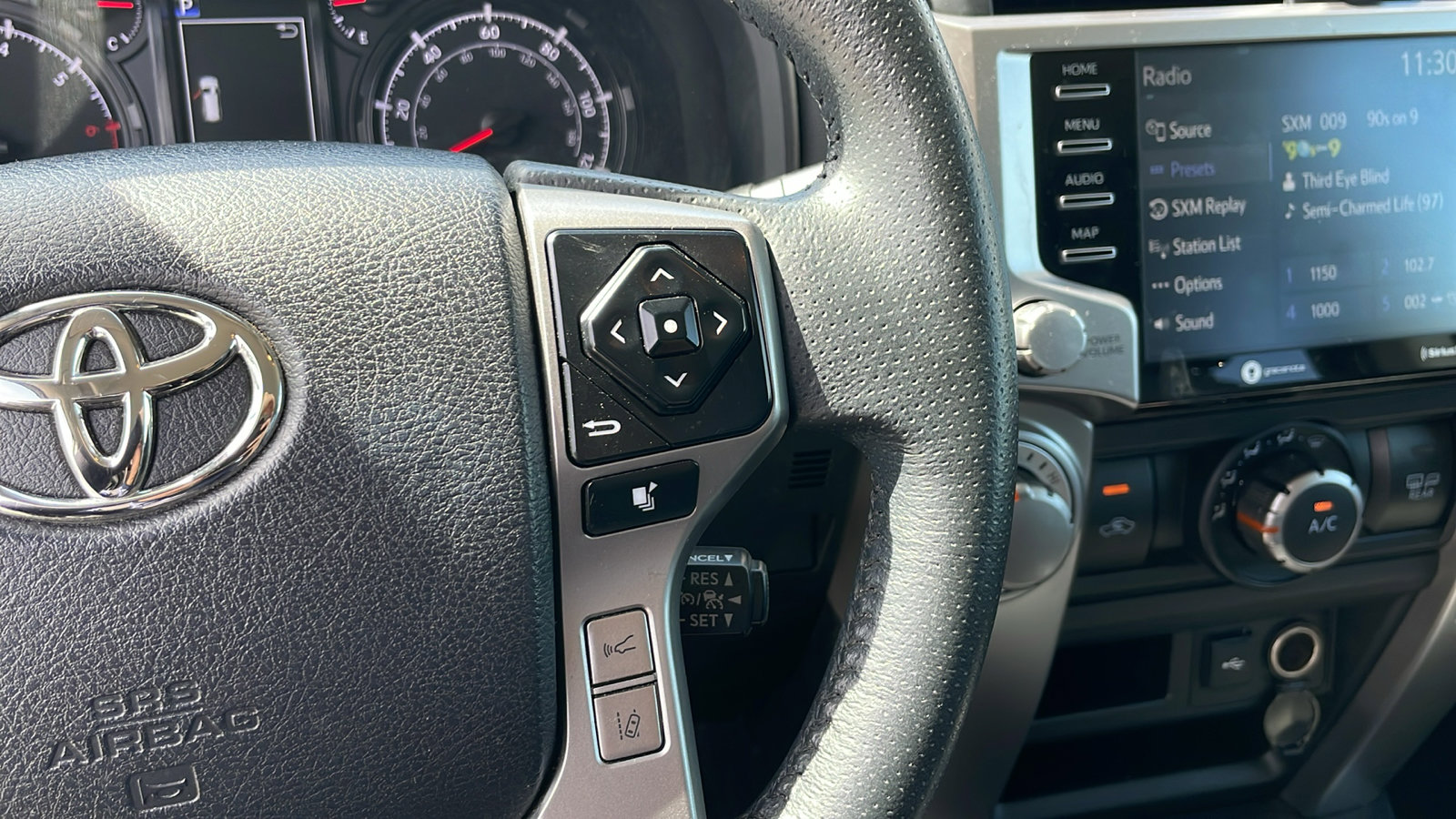 2023 Toyota 4Runner SR5 photo 17
