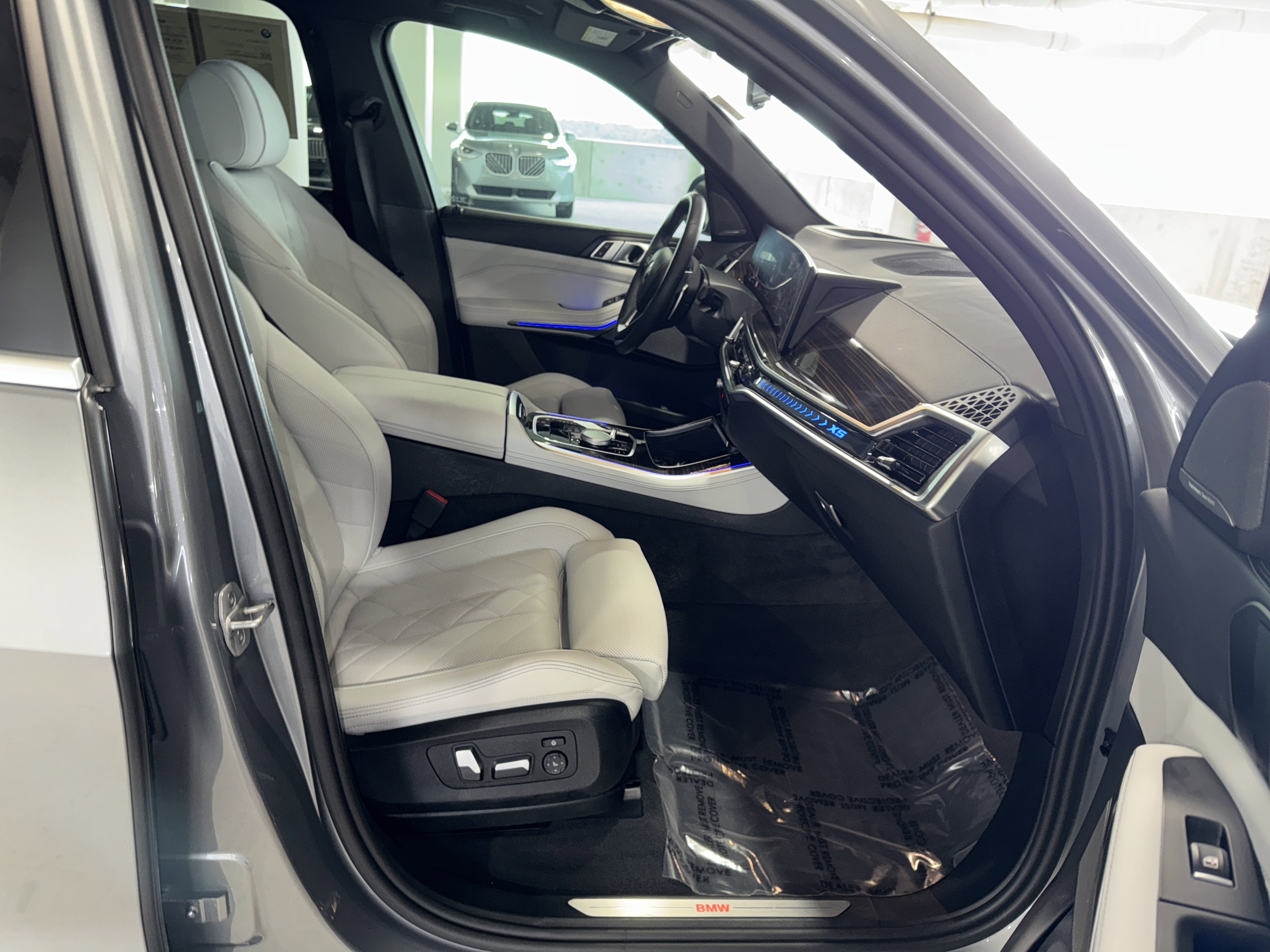 2025 Bmw X5 xDrive40i photo 3