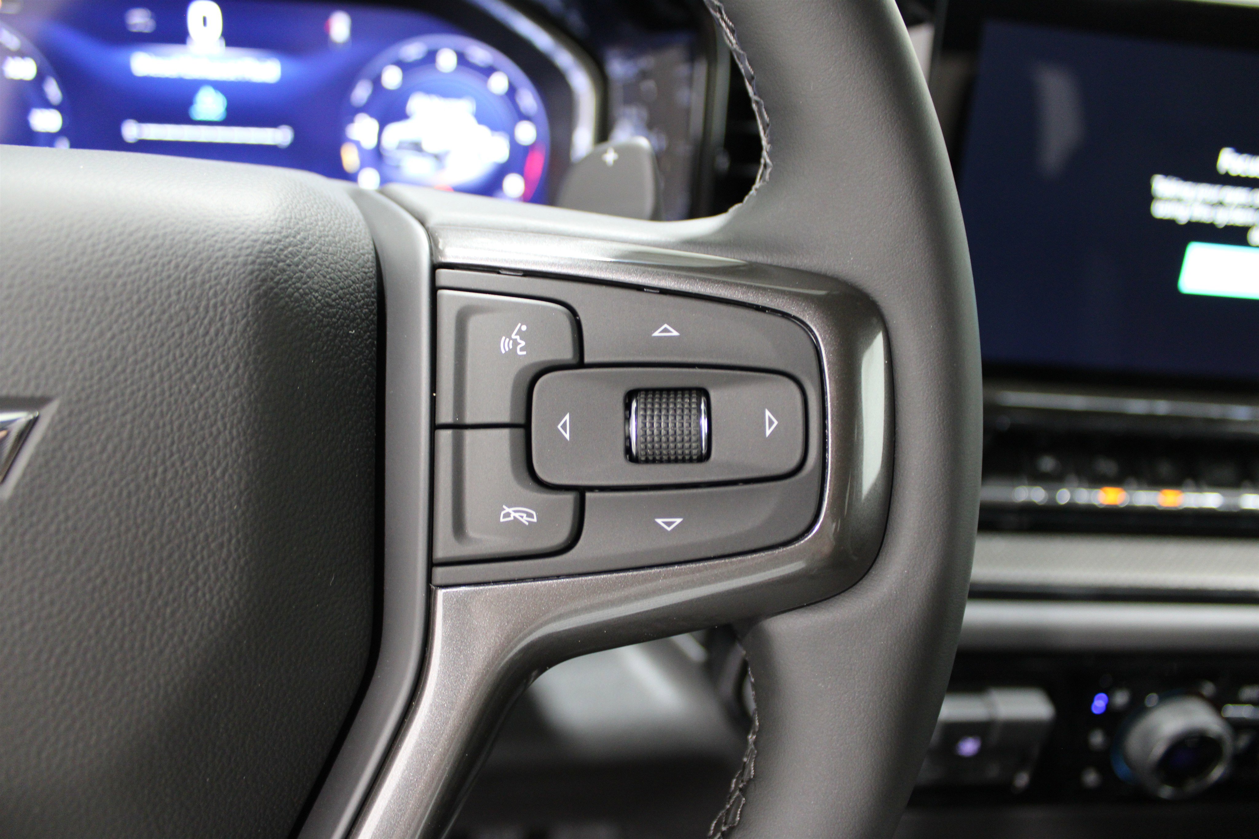 2026 Chevrolet Silverado 1500 ZR2 photo 9