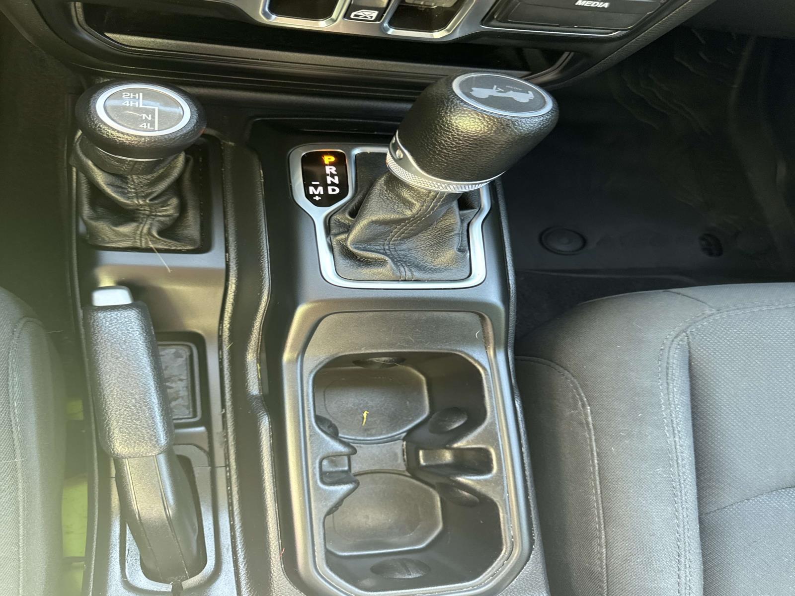 2021 Jeep Wrangler Sport Altitude photo 24