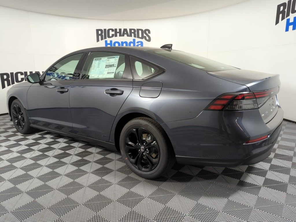 2025 Honda Accord SE photo 3